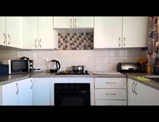 2 BEDROOM APARTMENT FOR SALE IN RAVENSWOOD